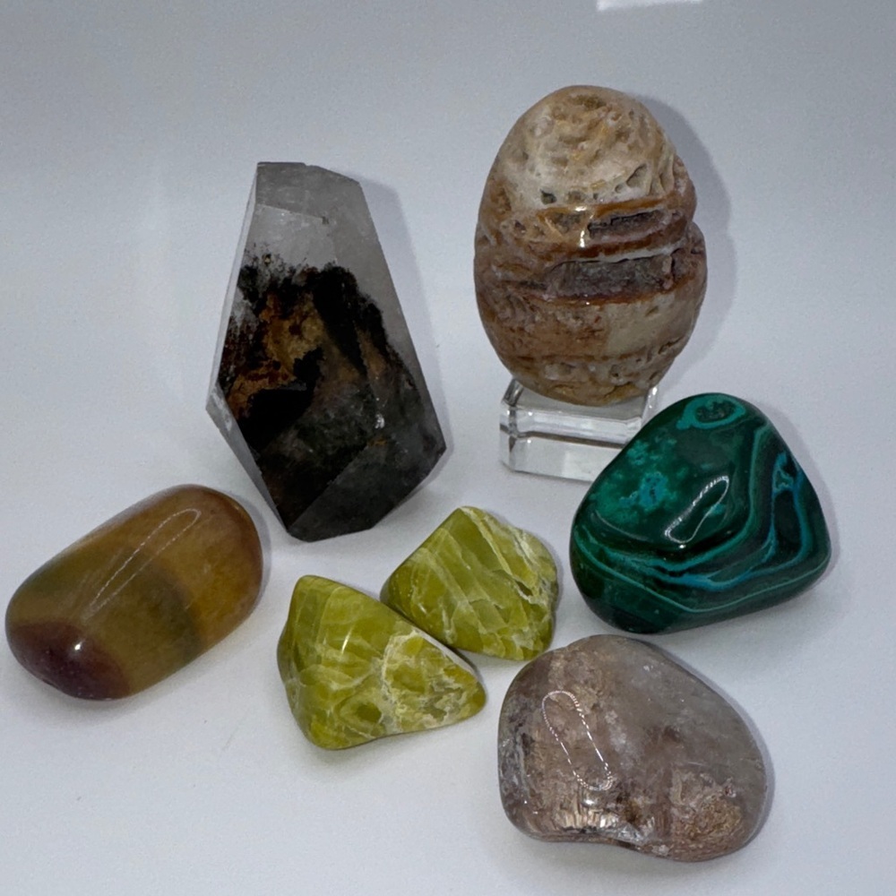 Druzy Sphalerite Egg Chrysocolla Garden Quartz Serpentine Fluorite Stone Bundle